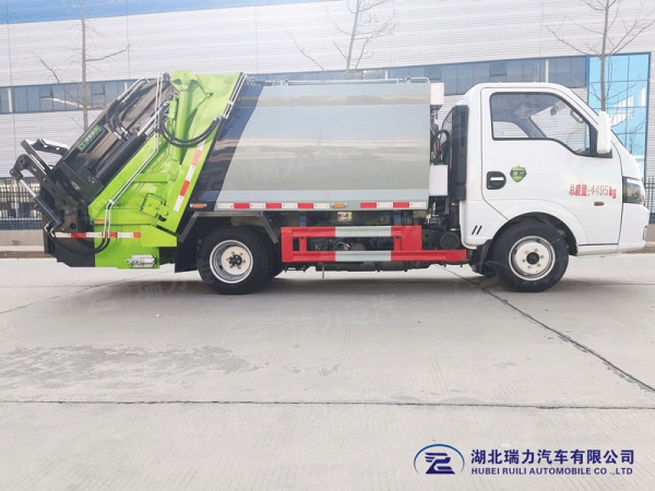 東風途逸3.5方壓縮垃圾車